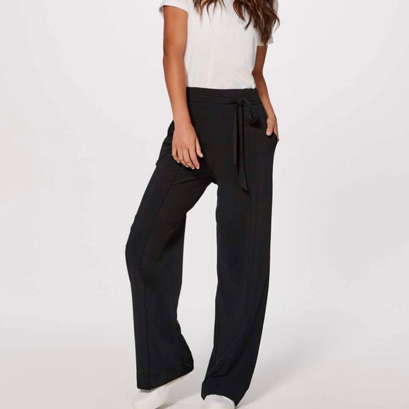 Lululemon Noir High Rise Wide Pant